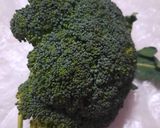 Foto del paso 1 de la receta: Fideos con brócoli y salchichas