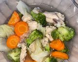 Foto langkah ke 6 dari resep Sup Ayam Favorit.