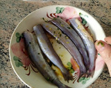 Foto del paso 2 de la receta: Bacaladillas especiadas con curry hechas en sartén