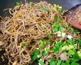 Hình bước làm 5 của món Cá vụn xào bắp chuối