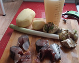 Foto del paso 1 de la receta: Guiso de caballa con patatas y alcachofas