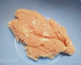 รูปขั้นตอนการทำที่ 2 ของ ขนมปังหน้าหมูทอด