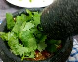 Gambar langkah 6 resipi Thai Seafood Dipping Sauce.