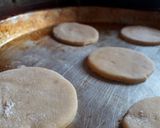 Foto del paso 4 de la receta: Galletitas de manteca