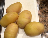 Uborkás krumplisaláta recept fázis 1 fotója