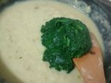 Espinacas con bechamel de garbanzo