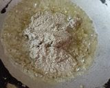A picture of step 2 of Kolhapuri special chicken masala.