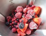Une image de l'étape 1 de Coulis de fruits rouges.