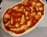 Foto del paso 1 de la receta: Fácil y rico! Pizza de mariscos con alcaparras :)