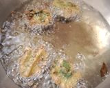 A picture of step 3 of Palak vada.