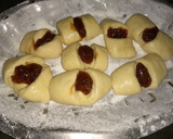 Foto del paso 9 de la receta: Facturas fácil y rápidas 🥐 (sin manteca y sin hojaldre)