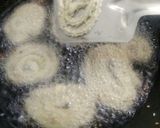 A picture of step 6 of Rice Flour Chakri.