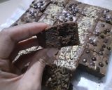 Foto langkah ke 8 dari resep Brownis Panggang Tebel Lembut 3 Telur dengan Oven Tangkring.