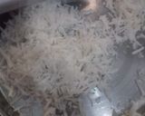 A picture of step 1 of Mulli ka Parantha.