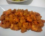 Foto langkah ke 5 dari resep Sambal Goreng Udang Kentang.