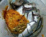 Foto langkah ke 2 dari resep Ikan selar goreng.