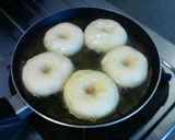 Foto langkah ke 6 dari resep Donat Water Roux.