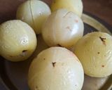 A picture of step 1 of Sundried amla papad.