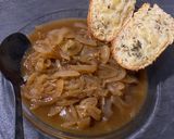 A picture of step 4 of 🥣 French Onion Soup 🧅.