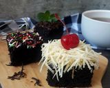 Foto langkah ke 8 dari resep Eggless Chocolate Cake.