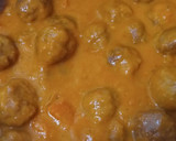 Foto del paso 7 de la receta: Albóndigas en salsa con patatas fritas