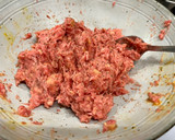 Foto del paso 1 de la receta: Albóndigas trufadas con salsa de carne y setas shiitake