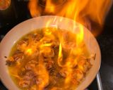 Une image de l'étape 3 de Crevettes flambées à la crème avec riz sauvage.