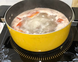 Hình bước làm 2 của món Canh Thịt Bò Nấu Giá & Cà Chua 🍅