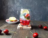 Foto langkah ke 3 dari resep Strawberry Mojito.