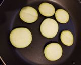 Foto del paso 1 de la receta: Tortilla de berenjenas