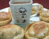পেঁয়াজের পুর ভরা পদ্ম লুচি (Peyanjer pur bhora podmo luchi recipe in Bengali) রেসিপির ধাপ 5 ছবি