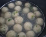 Foto langkah ke 4 dari resep Cilok Kuah Seblak Takaran Sendok.