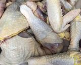 Hình bước làm 1 của món Gà Ta Hấp Nêu