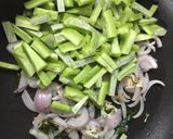 A picture of step 2 of Potlakaya Thalimpu.