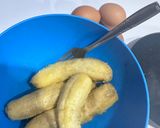 Foto langkah ke 1 dari resep Bolu Pisang Kukus Meses.