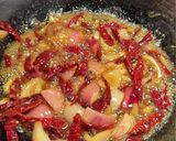 Gambar langkah 2 resipi Sambal Ayam Lada Kering.