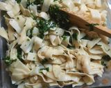 Foto del paso 4 de la receta: Pasta seca (nidos) con espinacas