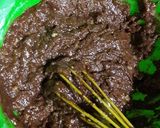 Foto langkah ke 2 dari resep Brownies cup selai ceres coklat.