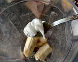 Foto del paso 3 de la receta: Licuado de banana y kale 🍌🌿
