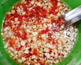 Hình bước làm 2 của món Bánh bột lọc nhân tôm