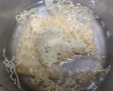 A picture of step 2 of Potato noodles roll.