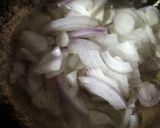 Foto langkah ke 2 dari resep Kaldu Kacang Hijau Ceker Ayam.