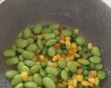 Foto del paso 2 de la receta: Aguacate relleno con atún vegetales!!