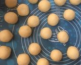 Foto langkah ke 5 dari resep Cocktail Bun ~ Almond and Coconut Filling.