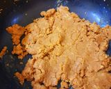 A picture of step 5 of Besan or Gur ki Burfi.