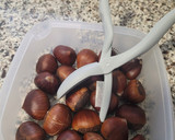 Foto del paso 2 de la receta: Castañas hervidas con uvas