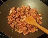 A picture of step 11 of Stir-fry Noodle Soup.