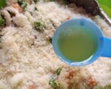 A picture of step 2 of Dambun shinkafa with vegetables soup.