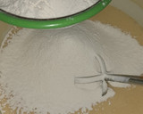 Foto del paso 3 de la receta: Bizcochuelo marmolado, sin leche