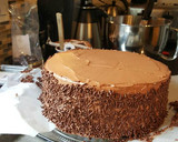 A picture of step 23 of Chocolate Layer Cake.